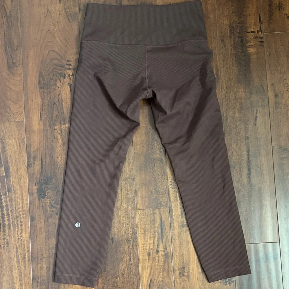 lululemon athletica Women's 3/4 leggings .
